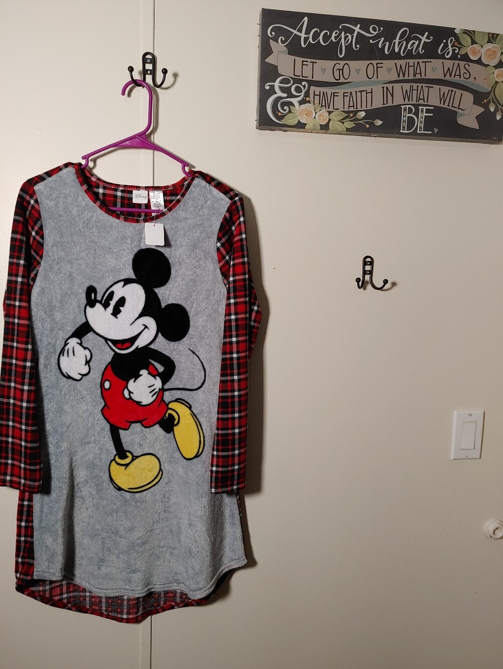 Disney Small 6/10 Red Plaid Long Sleeve Mickey Mouse Nightgown